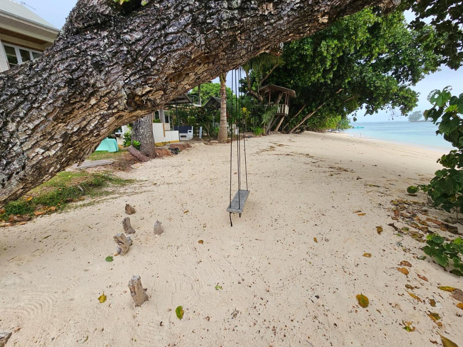 La Digue Luxury Beach & Spa ภายนอก รูปภาพ